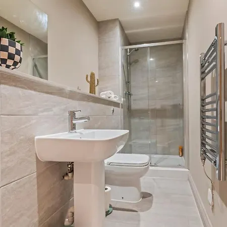 Modern 2br In Arena Uni Hub Lejlighed Leeds (West Yorkshire)