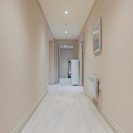 Modern 2br In Arena Uni Hub *